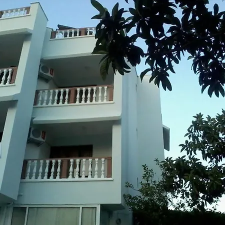 Unver Hotel 2*
